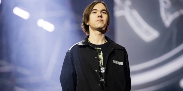 yaoyao：我一直都很佩服Meiko 打EDG就感觉特别想赢